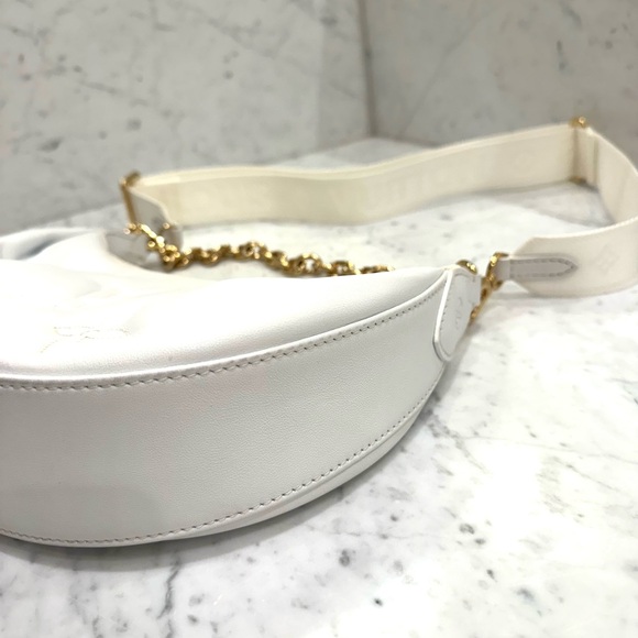 Authentic Louis Vuitton Monogram Bubblegram Over the Moon Shoulder Bag White - Picture 5 of 15